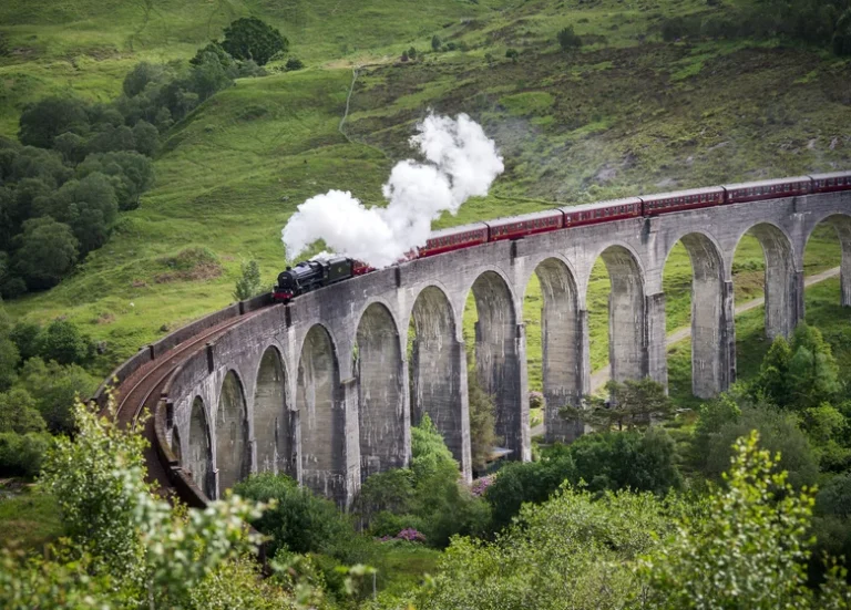 Ameropa Harry Potter Zug Glennfinnan Viaduct Scotland
